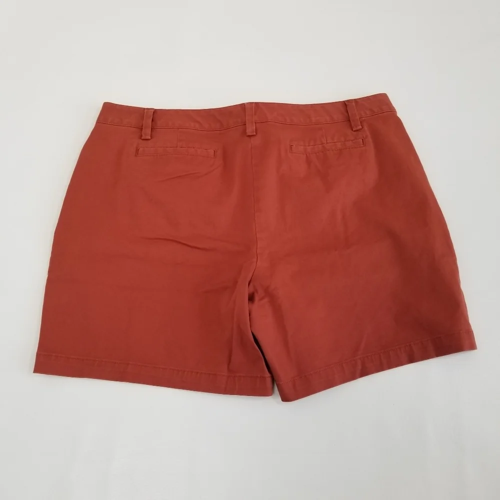 Lands' End Mid Rise Chino Shorts Size 16P NWT